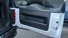 Land Rover Defender 3.0 D250 X-Dynamic SE 90 3dr Auto Diesel Estate